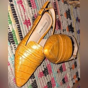 ANTONIO MELANI Orange Croc-Embossed Flats